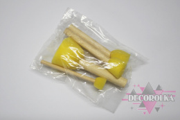 Sponges on a stick with a wooden handle 4 pcs.
