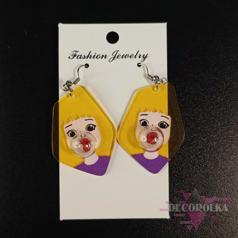 Kolczyki dziewczynka z gumą balonową żółty